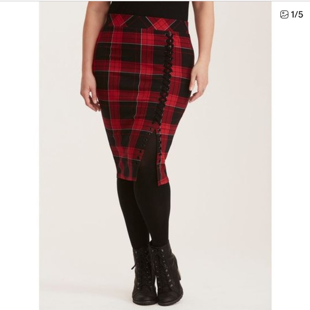 Torrid Red and Black Plaid Tailored Pencil Skirt with Lace-Up size 10 Torrid 00